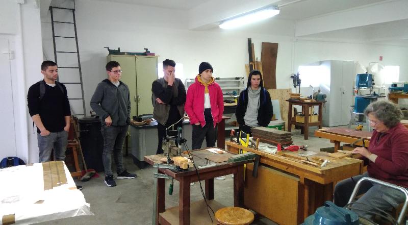 Visita de estudo à Oficina de Trabalho do Instituto do Artesanato da Madeira